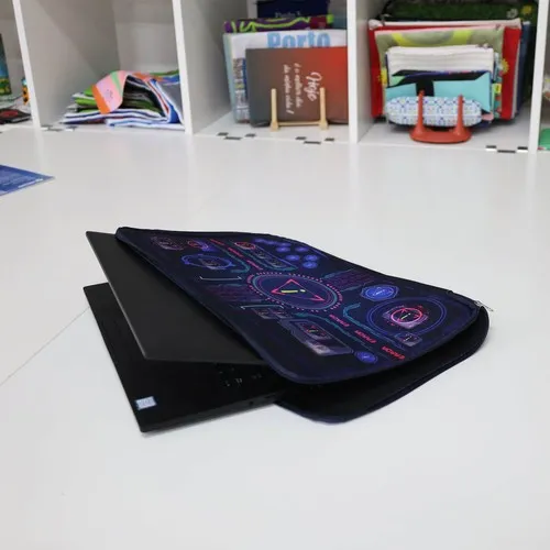 HOUSSE PC EN NÉOPRÈNE PERSONNALISABLE 15 POUCES