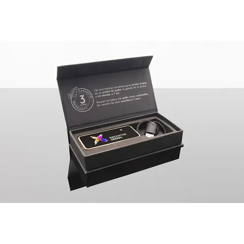 Hub lumineux 8-en-1 en FSC® 100% Bambou