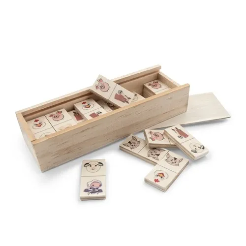 Jeu de dominos dans | Tiernan