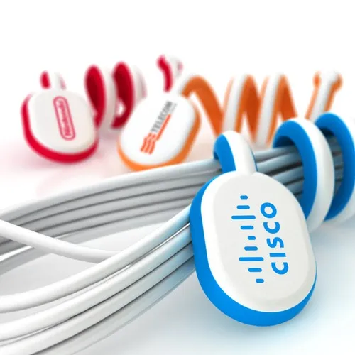 Laci, Organisateur de cables par Gumbite. STOCK.