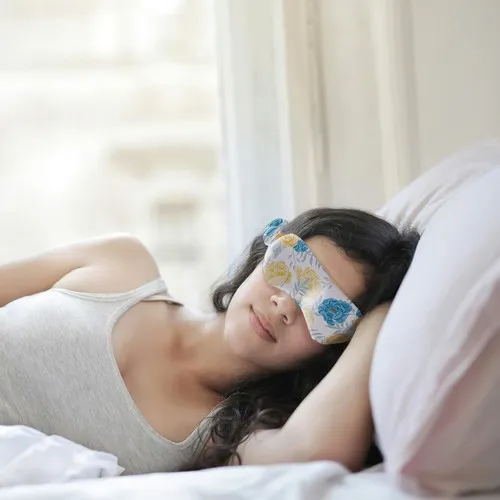 Masque de nuit en satin