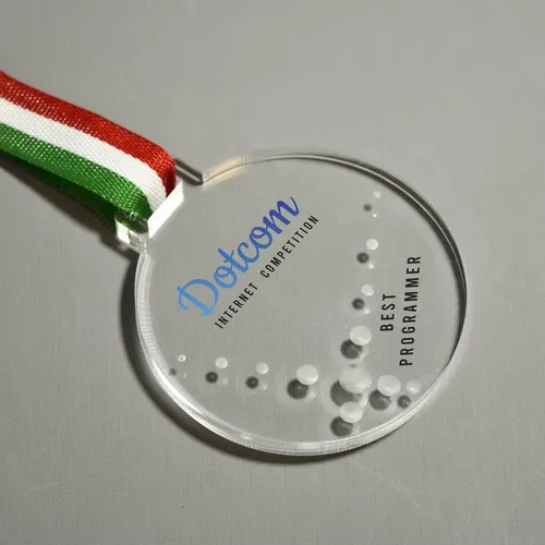 Médaille ronde CARVED en plexiglass personnalisable