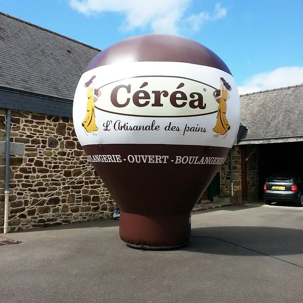 Acheter une montgolfière gonflable pour publicité.