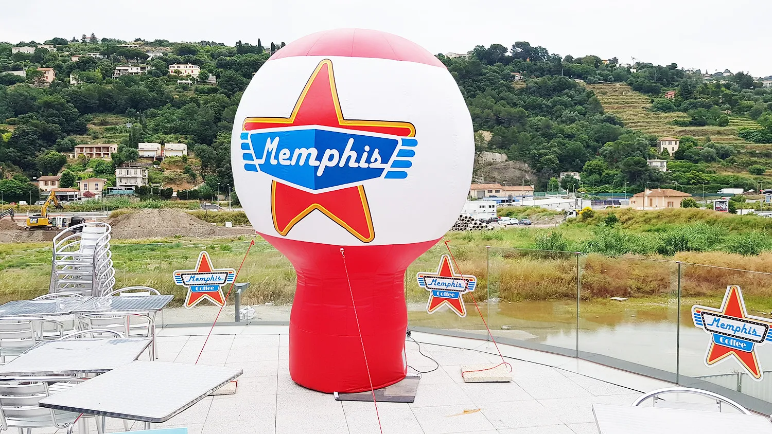 Acheter une montgolfière gonflable pour publicité.