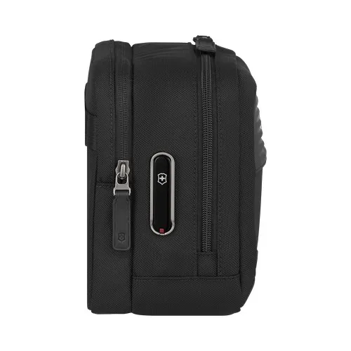 Mythic, Trousse de toilette