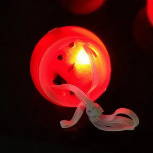 Nez de clown LED 4 X 3.7 CM vendu avec piles