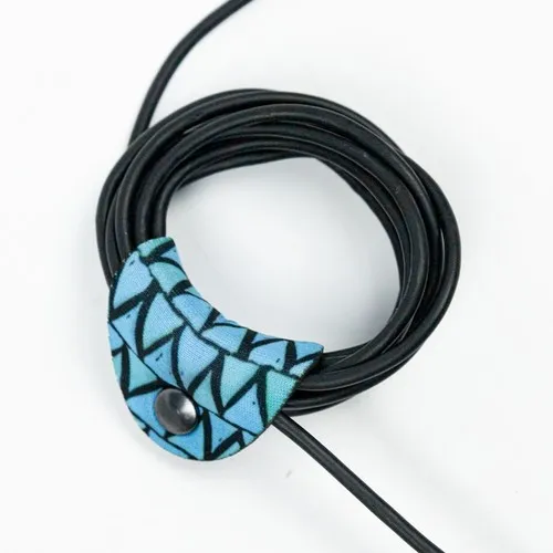 ORGANISATEUR DE CÂBLES EN NÉOPRÈNE PERSONNALISABLE