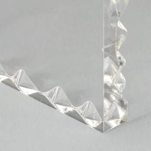 Plaque en plexiglass avec bords biséautés personnalisable