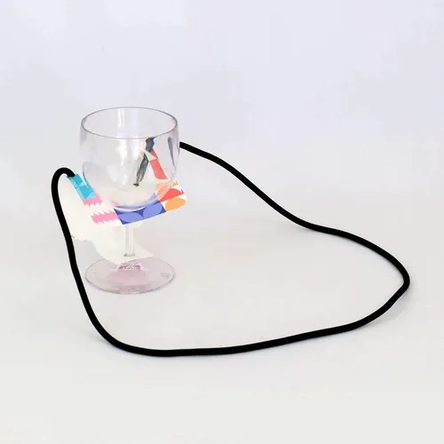 PORTE-GOBELET PP AVEC DRAIN PERSONNALISABLE