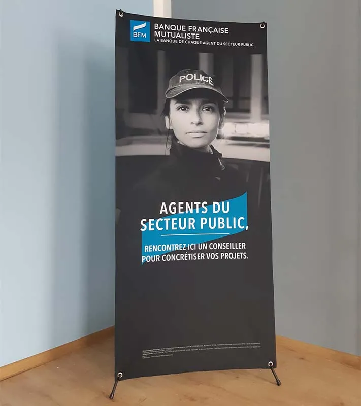 Fabricant de roll-up publicitaire personnalisable pour entreprise.