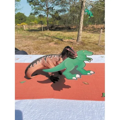 SET DE 8 INVITATIONS DINO