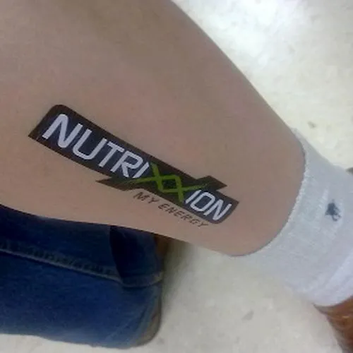 Tatouage temporaire promotionnel avec impression offset en couleur 75x75mm