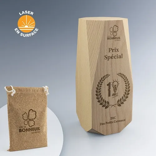 Trophée ruby en bois